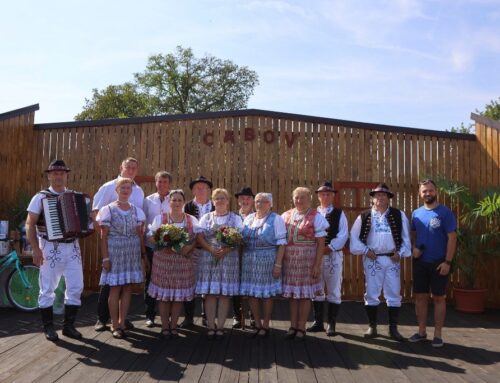 10 rokov Folklórnej spevácke skupiny Brežinky