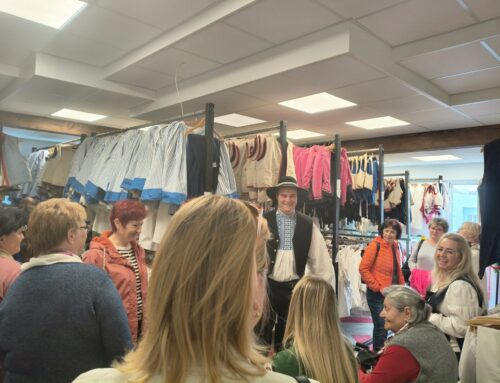 Martinskí matičiari na exkurzii v Šatnici Matice slovenskej